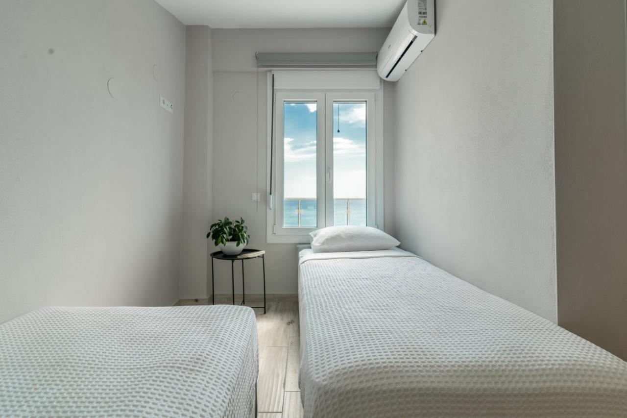 Mg Villas & Suites PalaiónTsiflíkion 外观 照片