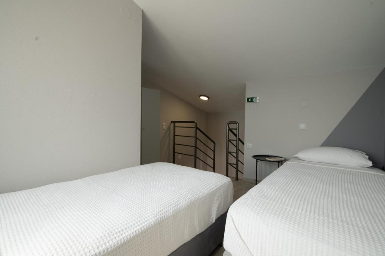 Mg Villas & Suites PalaiónTsiflíkion 外观 照片