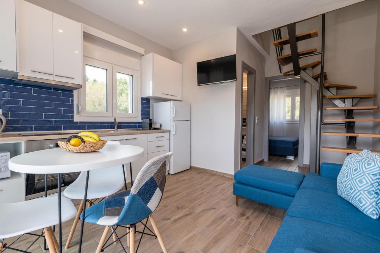 Mg Villas & Suites PalaiónTsiflíkion 外观 照片