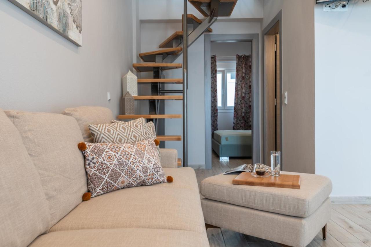 Mg Villas & Suites PalaiónTsiflíkion 外观 照片