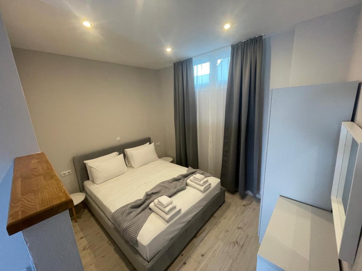 Mg Villas & Suites PalaiónTsiflíkion 外观 照片