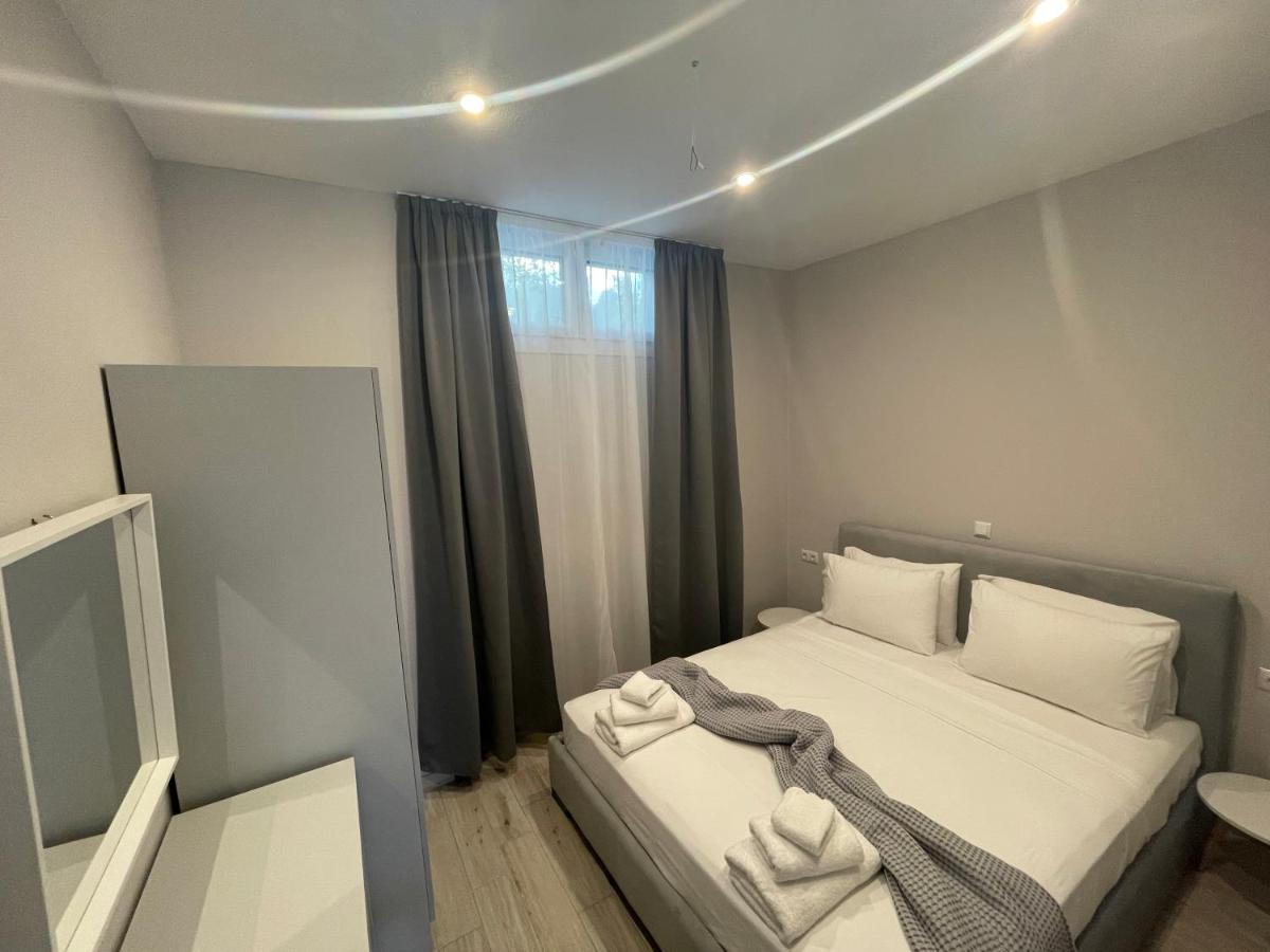 Mg Villas & Suites PalaiónTsiflíkion 外观 照片